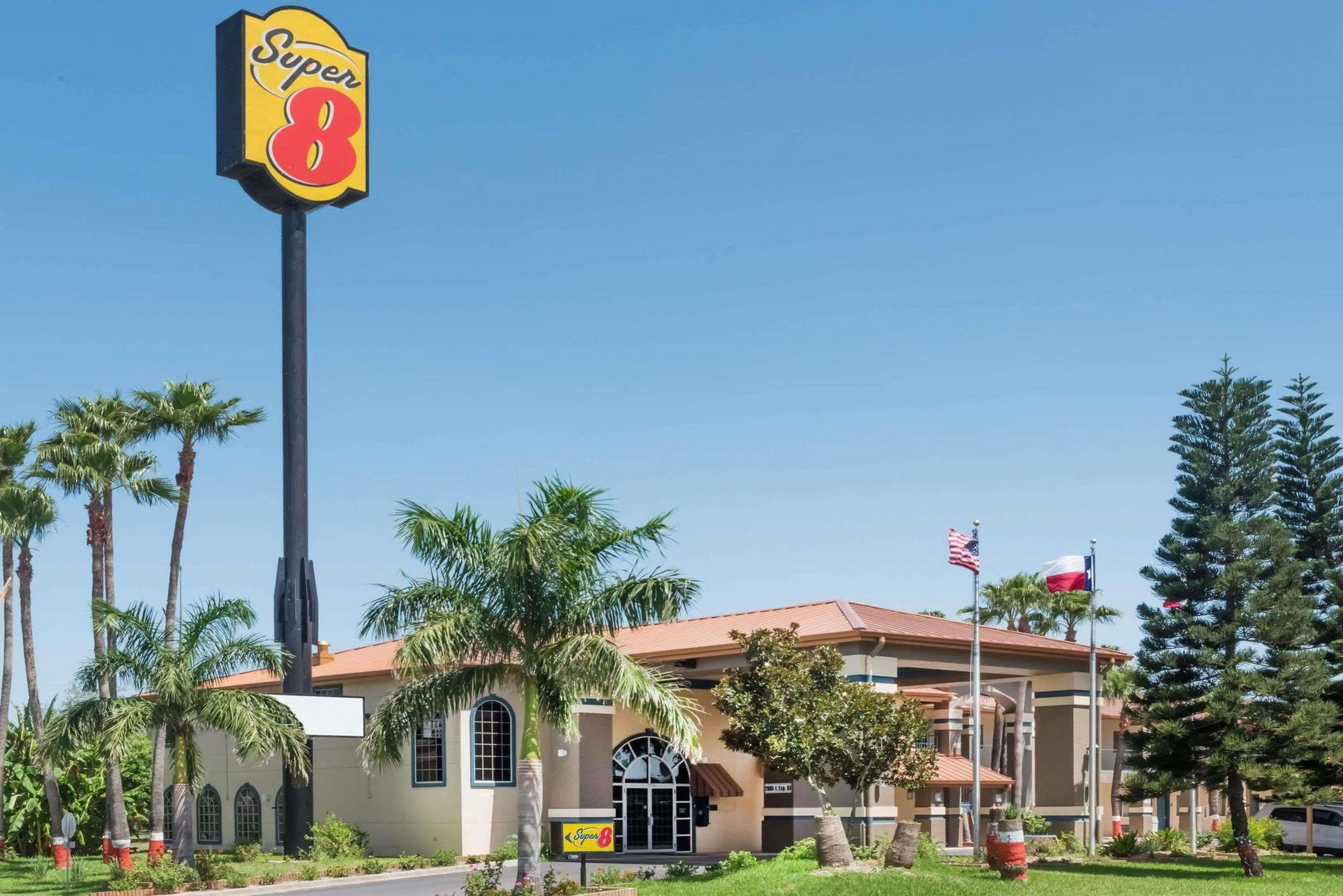 Super 8 Donna Exterior foto